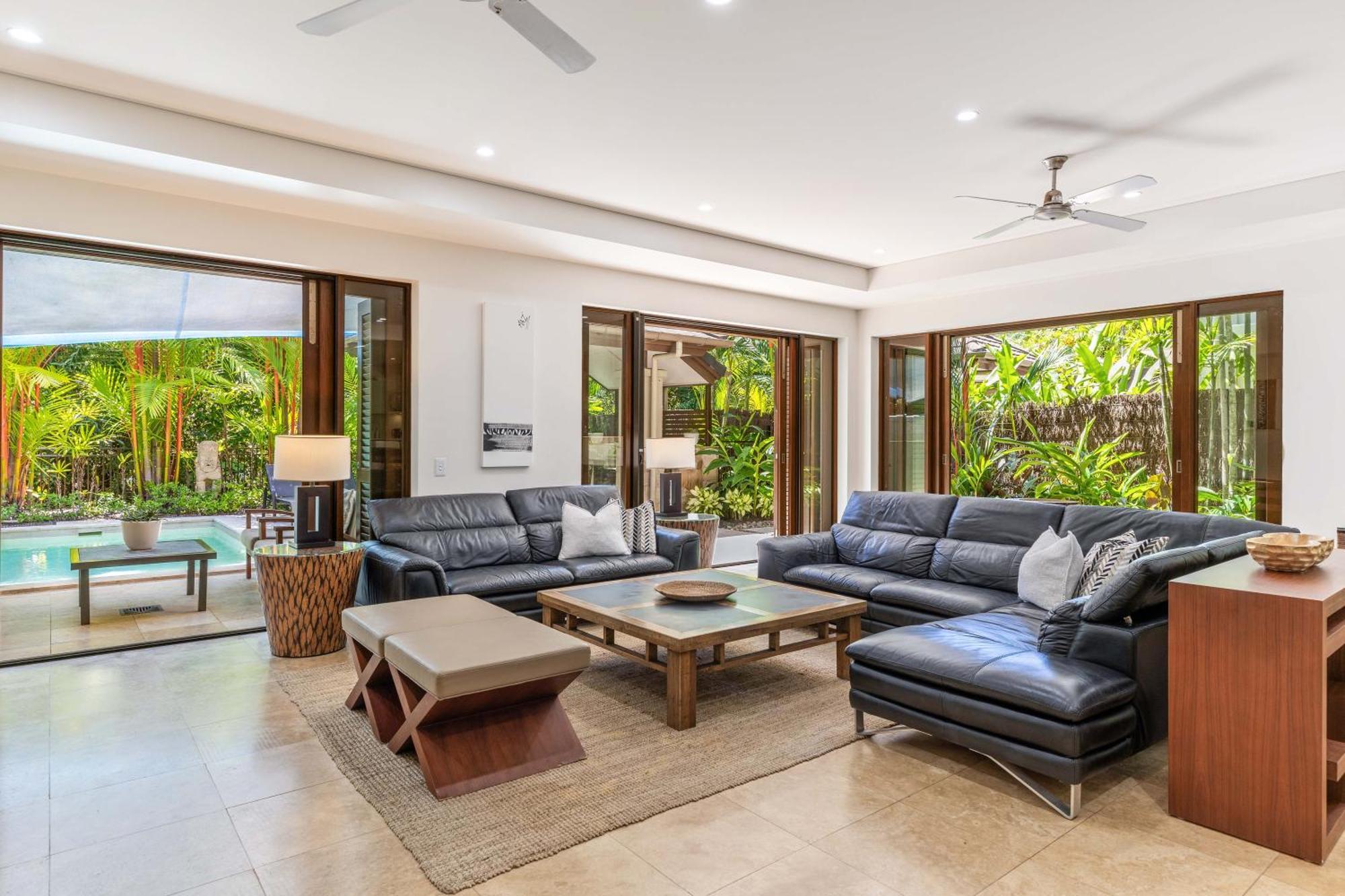 Seascape Holidays At Seascape Temple Port Douglas Extérieur photo